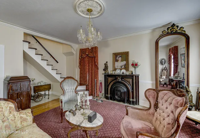 $499,000 | 815 1st E Street, Vicksburg, MS 39183