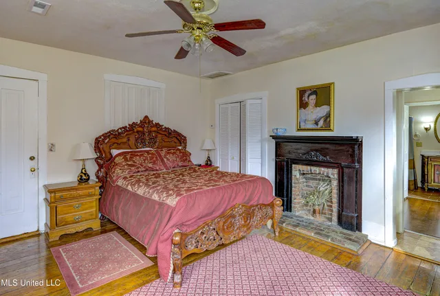 $499,000 | 815 1st E Street, Vicksburg, MS 39183