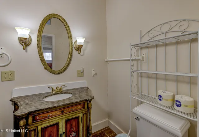 $499,000 | 815 1st E Street, Vicksburg, MS 39183