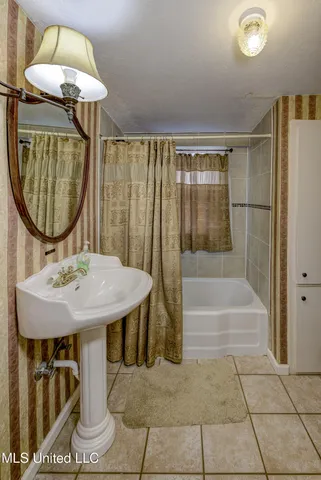 $499,000 | 815 1st E Street, Vicksburg, MS 39183