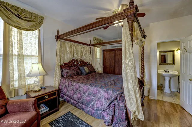 $499,000 | 815 1st E Street, Vicksburg, MS 39183