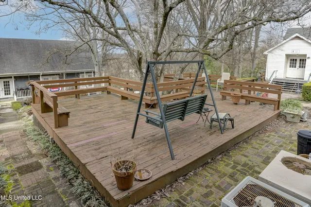 $499,000 | 815 1st E Street, Vicksburg, MS 39183