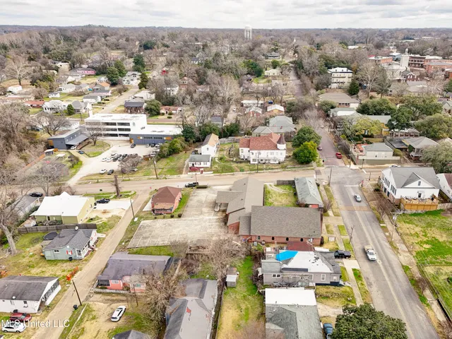 $499,000 | 815 1st E Street, Vicksburg, MS 39183