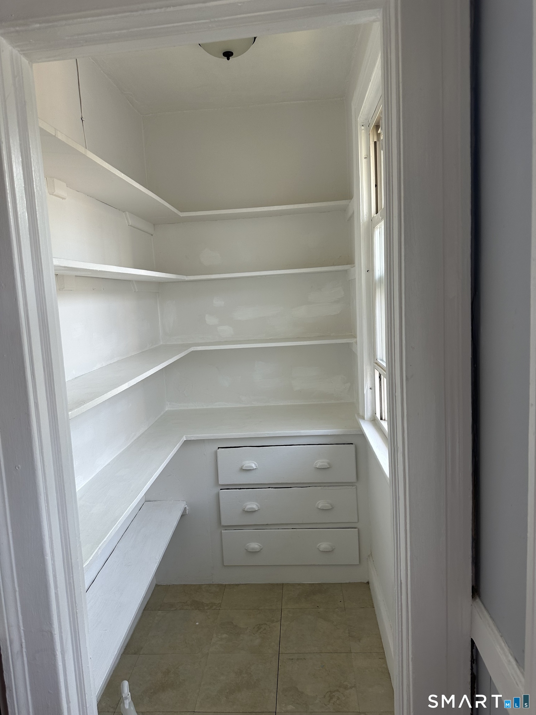 50 Ardmore Road, Unit 2 West Hartford, CT 06119 - Photo 6 of 14