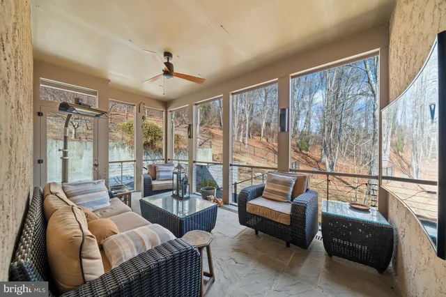 $10,000,000 | 3924 Thompsons Bridge Road, Wilmington, DE 19807