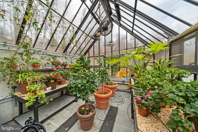 $10,000,000 | 3924 Thompsons Bridge Road, Wilmington, DE 19807