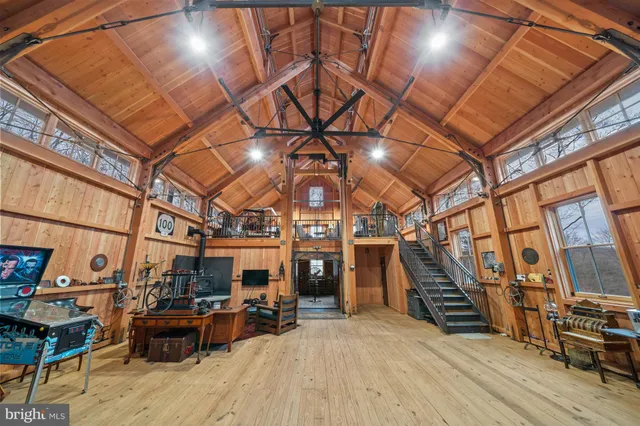 $10,000,000 | 3924 Thompsons Bridge Road, Wilmington, DE 19807