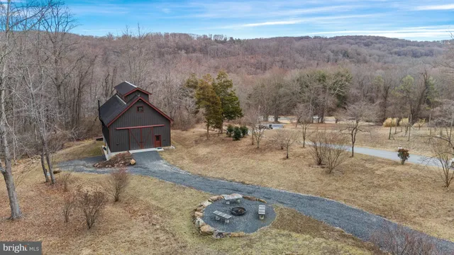 $10,000,000 | 3924 Thompsons Bridge Road, Wilmington, DE 19807