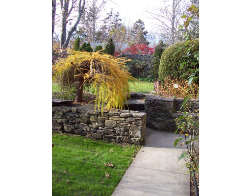 6 High Street Wareham, MA 02571 - Photo 2 of 15 Gallery Image 2