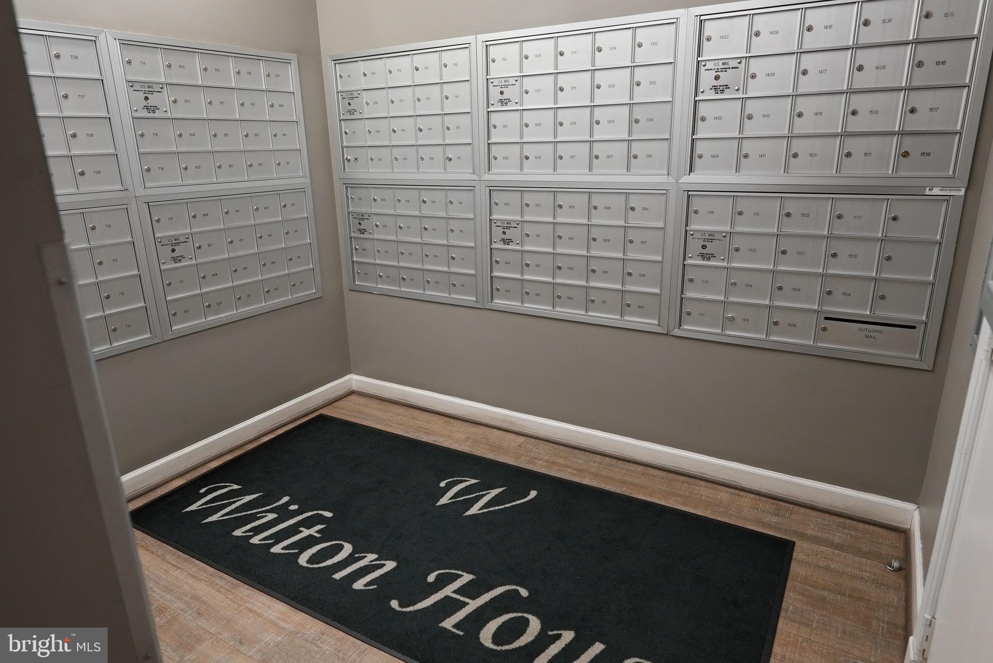 2726 Gallows Road, Unit 1212 Vienna, VA 22180 - Photo 46 of 47 Gallery Image 46