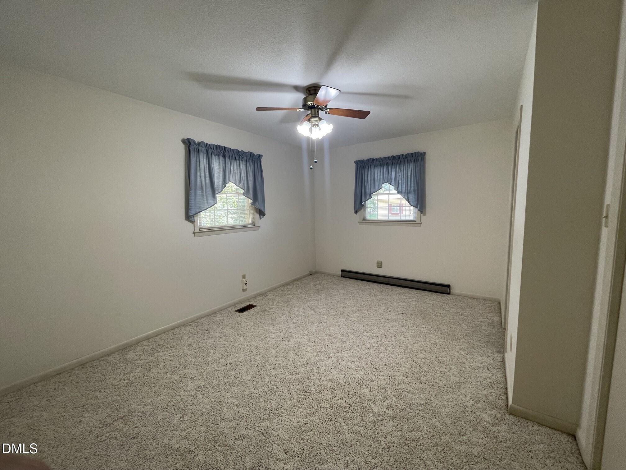 456 South Raleigh Street Angier, NC 27501 - Photo 13 of 27 IMG_8722