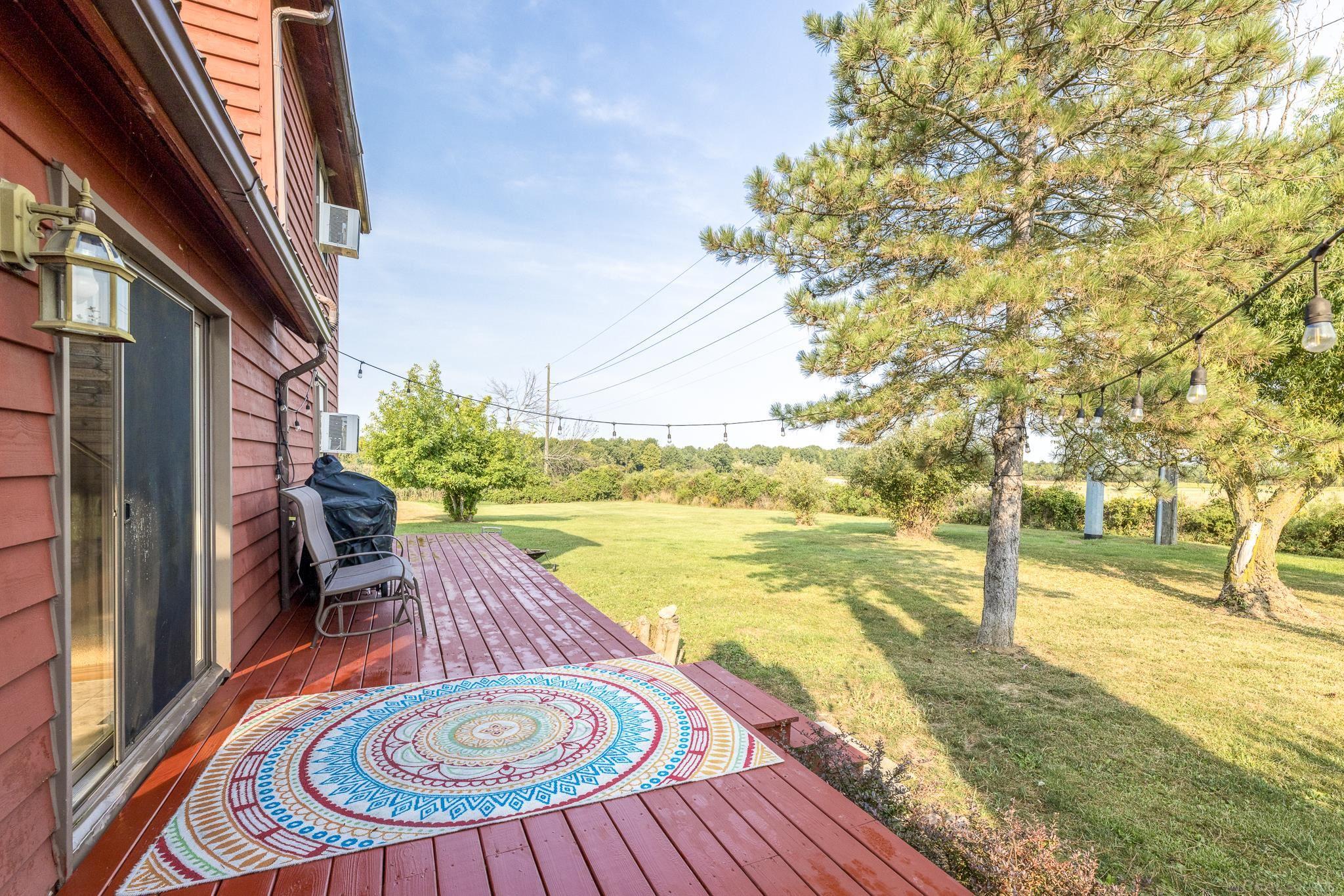 7479 Gibbons Road Jeddo, MI 48032 - Photo 40 of 60 3-Side Deck