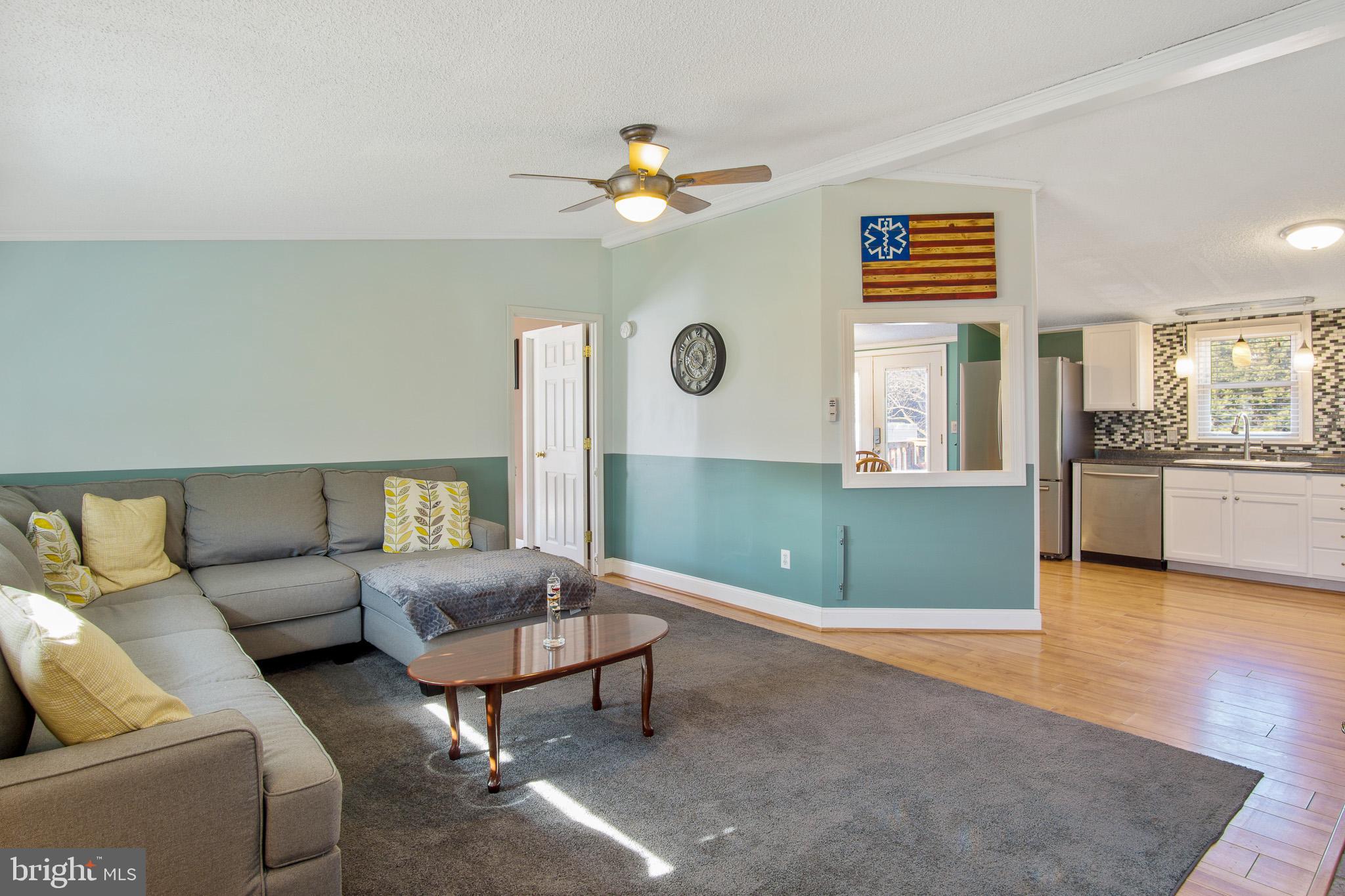 105 Locust Point Road Elkton, MD 21921 - Photo 4 of 20 Living room
