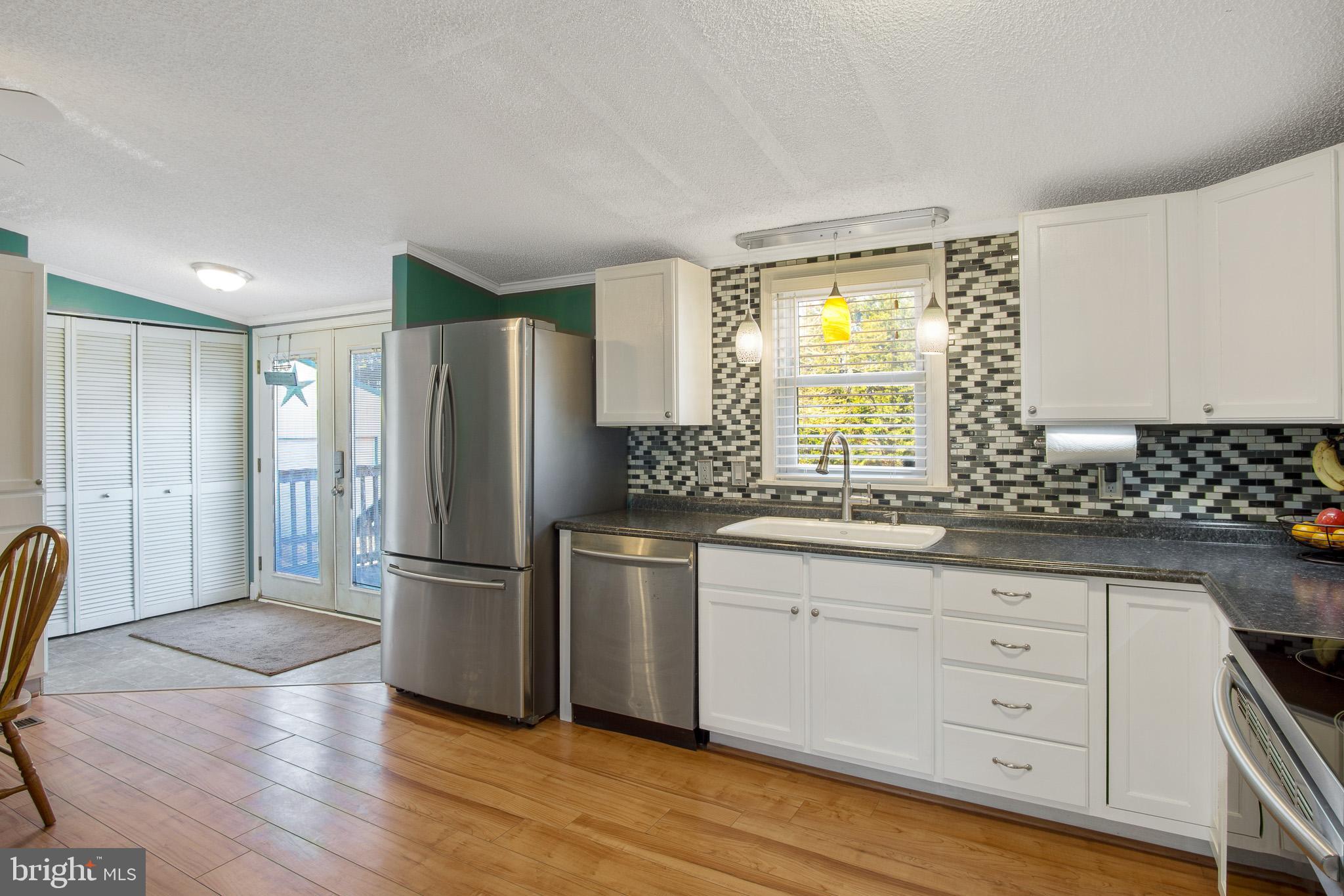 105 Locust Point Road Elkton, MD 21921 - Photo 8 of 20 Kitchen