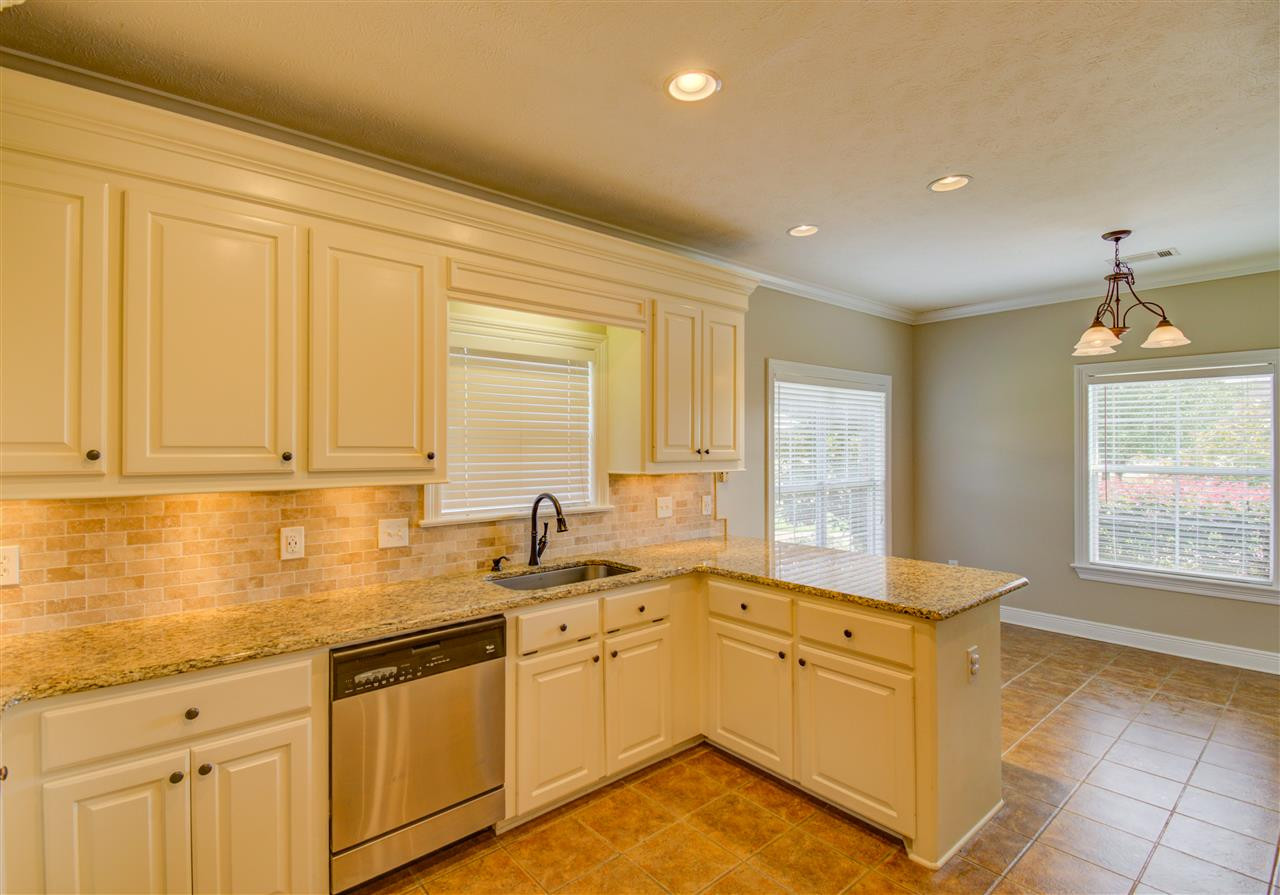 2015 Brookstone Place Brandon, MS 39042 - Photo 14 of 50 Photo 14