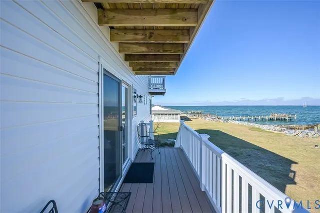 $699,000 | 402 Riverside Drive, Deltaville, VA 23043