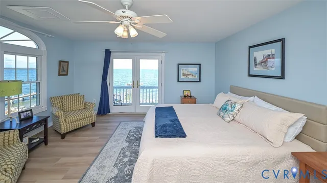 $699,000 | 402 Riverside Drive, Deltaville, VA 23043