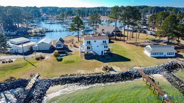 $699,000 | 402 Riverside Drive, Deltaville, VA 23043