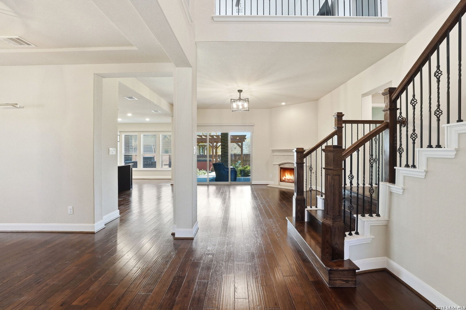 8914 Fowler Hill Fair Oaks Ranch, TX 78015 - Photo 7 of 36