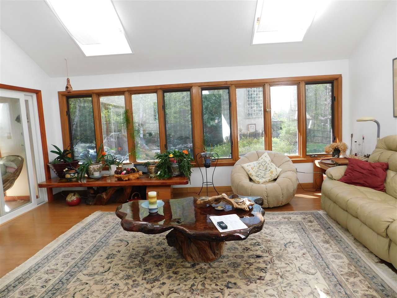 189 Robert Rogers Road Dunbarton, NH 03046 - Photo 8 of 40