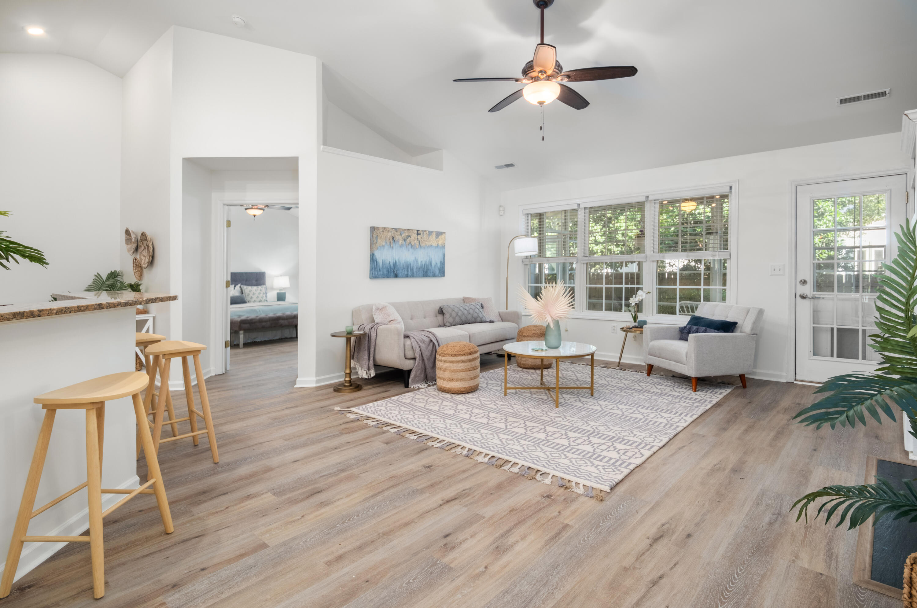 2851 Curran Place Mount Pleasant, SC 29466 - Photo 6 of 38 2851 Curran Place_Eterna_Media-7