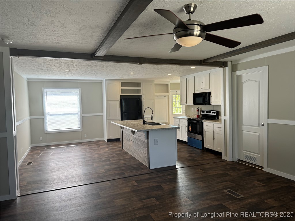 909 Wiregrass Road Hamlet, NC 28345 - Photo 7 of 27