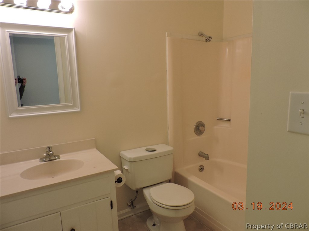 4079 Providence Road Hayes, VA 23072 - Photo 7 of 14 Hall
