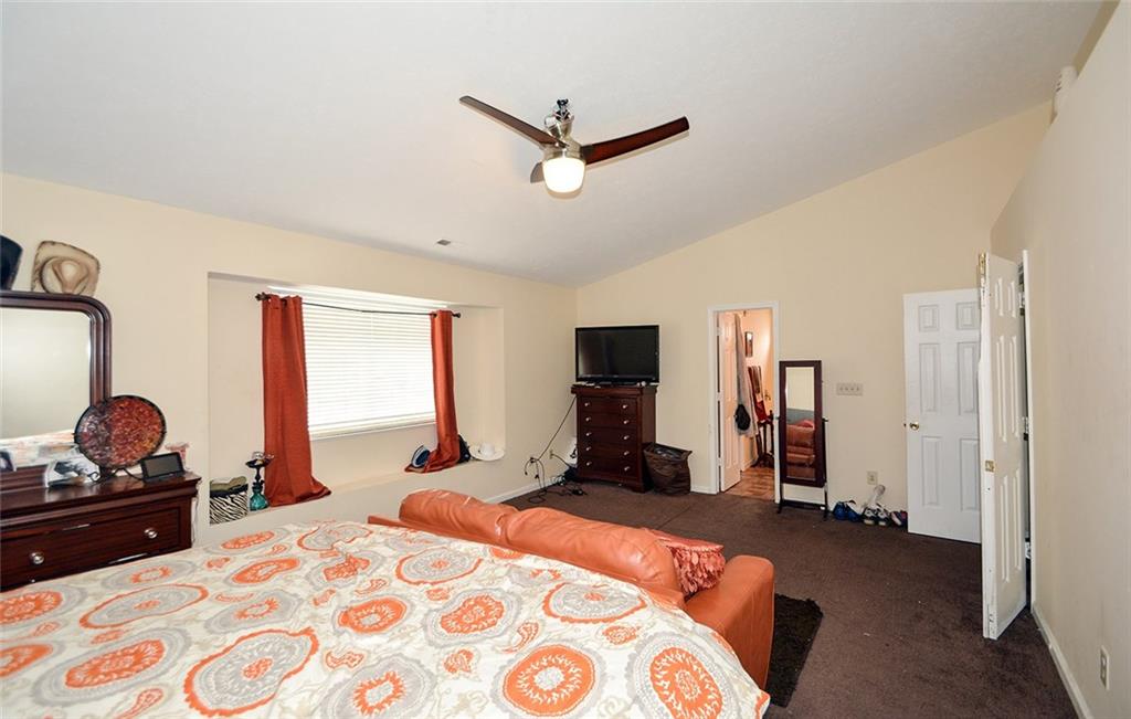 4631 Falcon Run Way Indianapolis, IN 46254 - Photo 12 of 22 Gallery Image 12