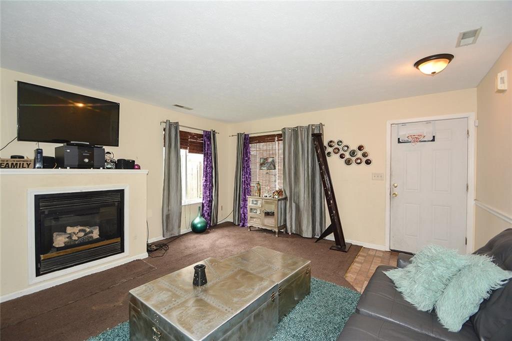 4631 Falcon Run Way Indianapolis, IN 46254 - Photo 18 of 22 Gallery Image 18
