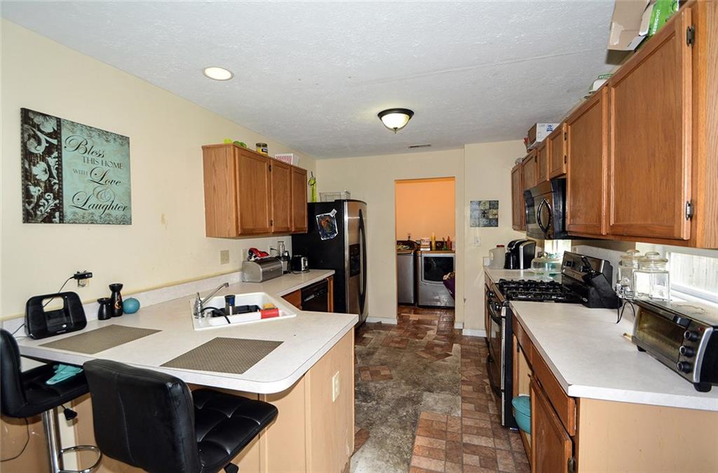 4631 Falcon Run Way Indianapolis, IN 46254 - Photo 4 of 22 Gallery Image 4
