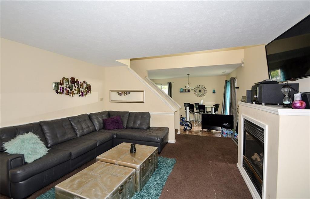4631 Falcon Run Way Indianapolis, IN 46254 - Photo 6 of 22 Gallery Image 6