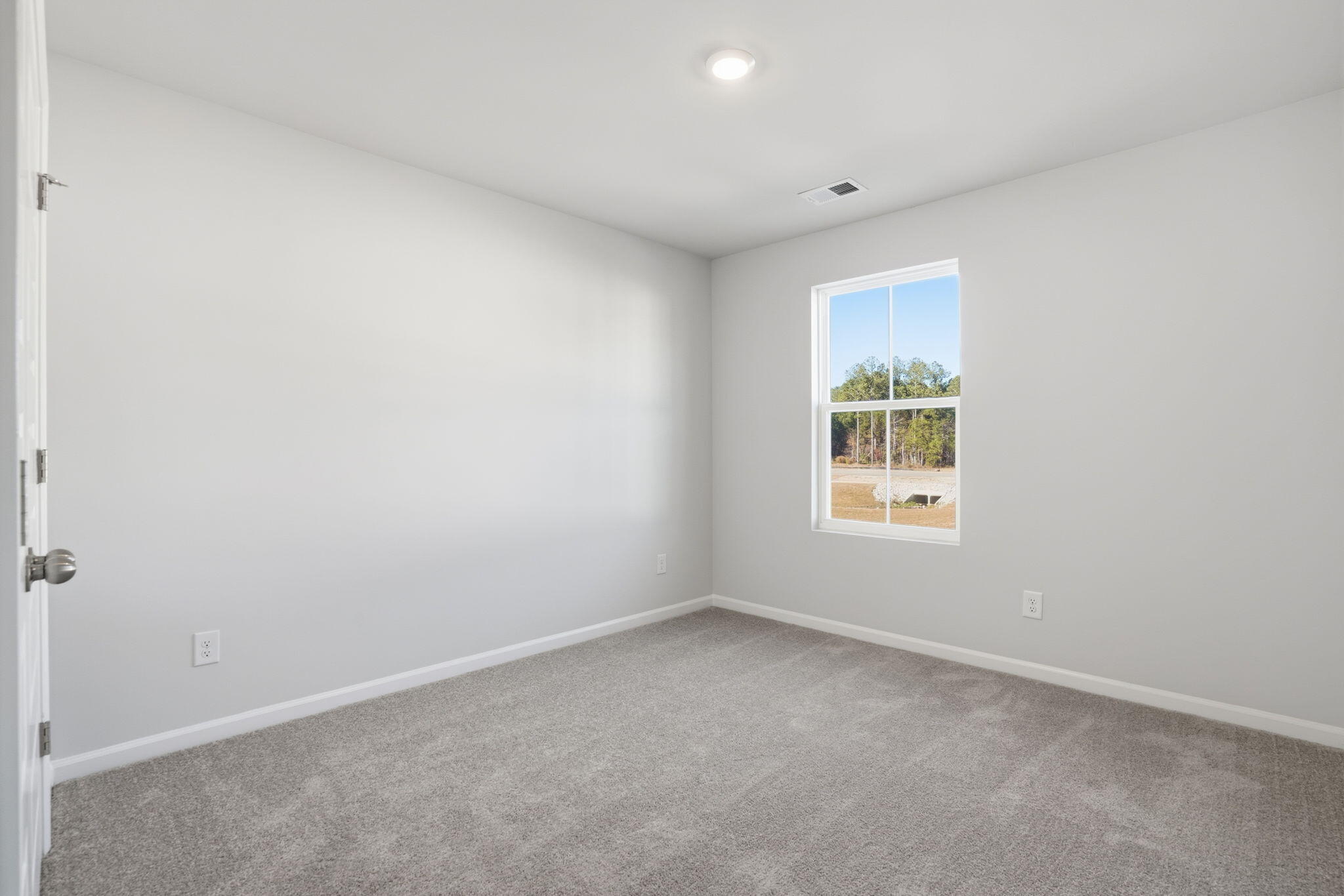 402 Tiliwa Street Summerville, SC 29486 - Photo 18 of 27 18-web-or-mls-014_DSC09514