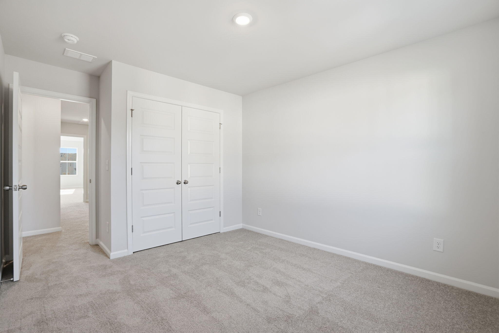 402 Tiliwa Street Summerville, SC 29486 - Photo 19 of 27 19-web-or-mls-015_DSC09517