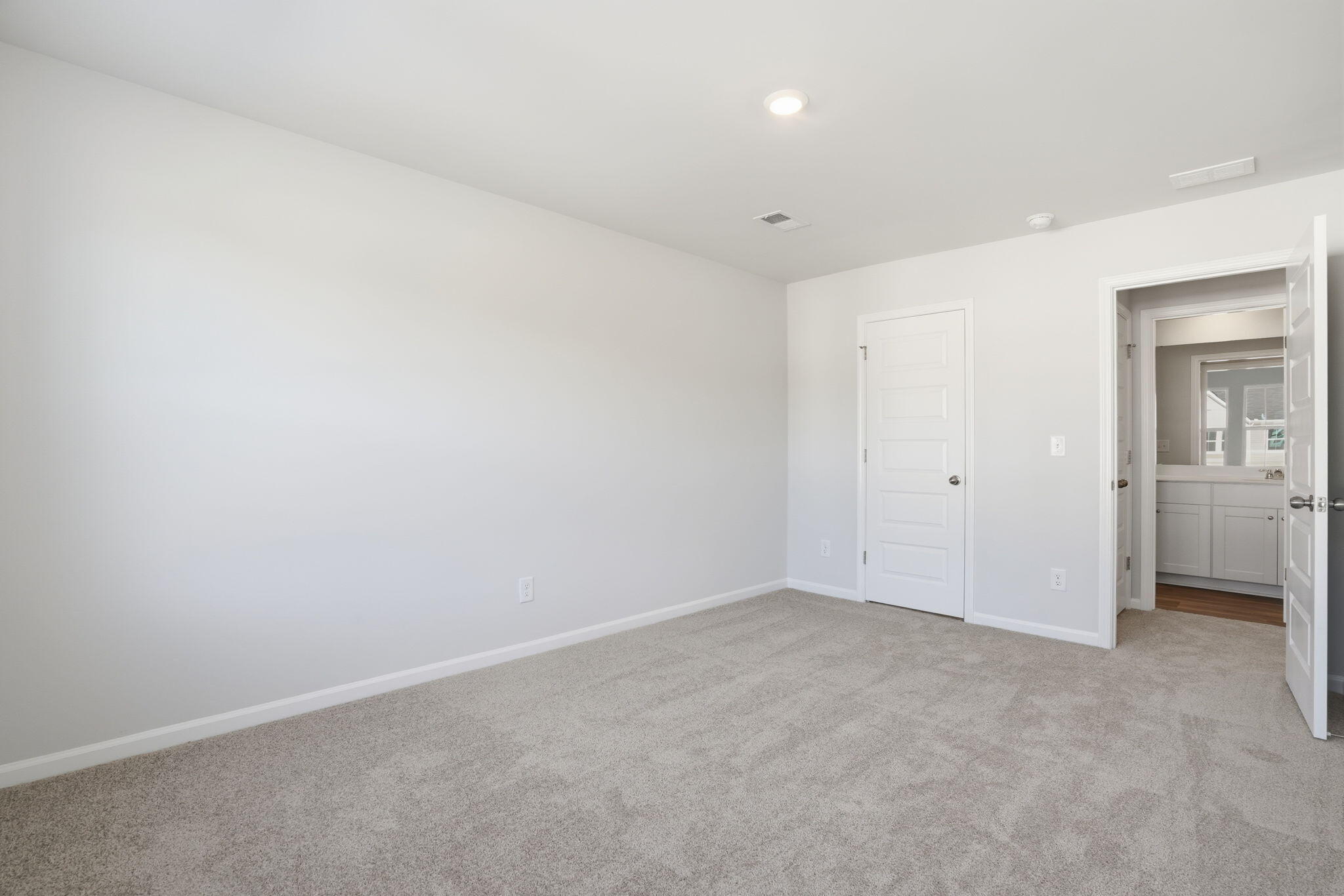 402 Tiliwa Street Summerville, SC 29486 - Photo 21 of 27 21-web-or-mls-017_DSC09523