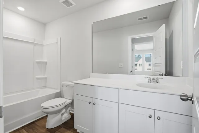 $3,100 | 402 Tiliwa Street, Summerville, SC 29486