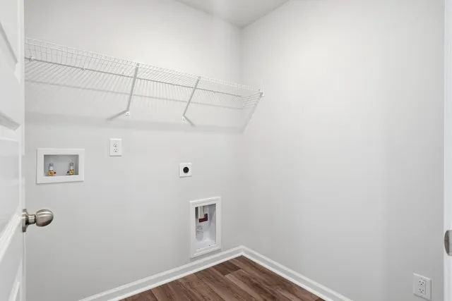 $3,100 | 402 Tiliwa Street, Summerville, SC 29486