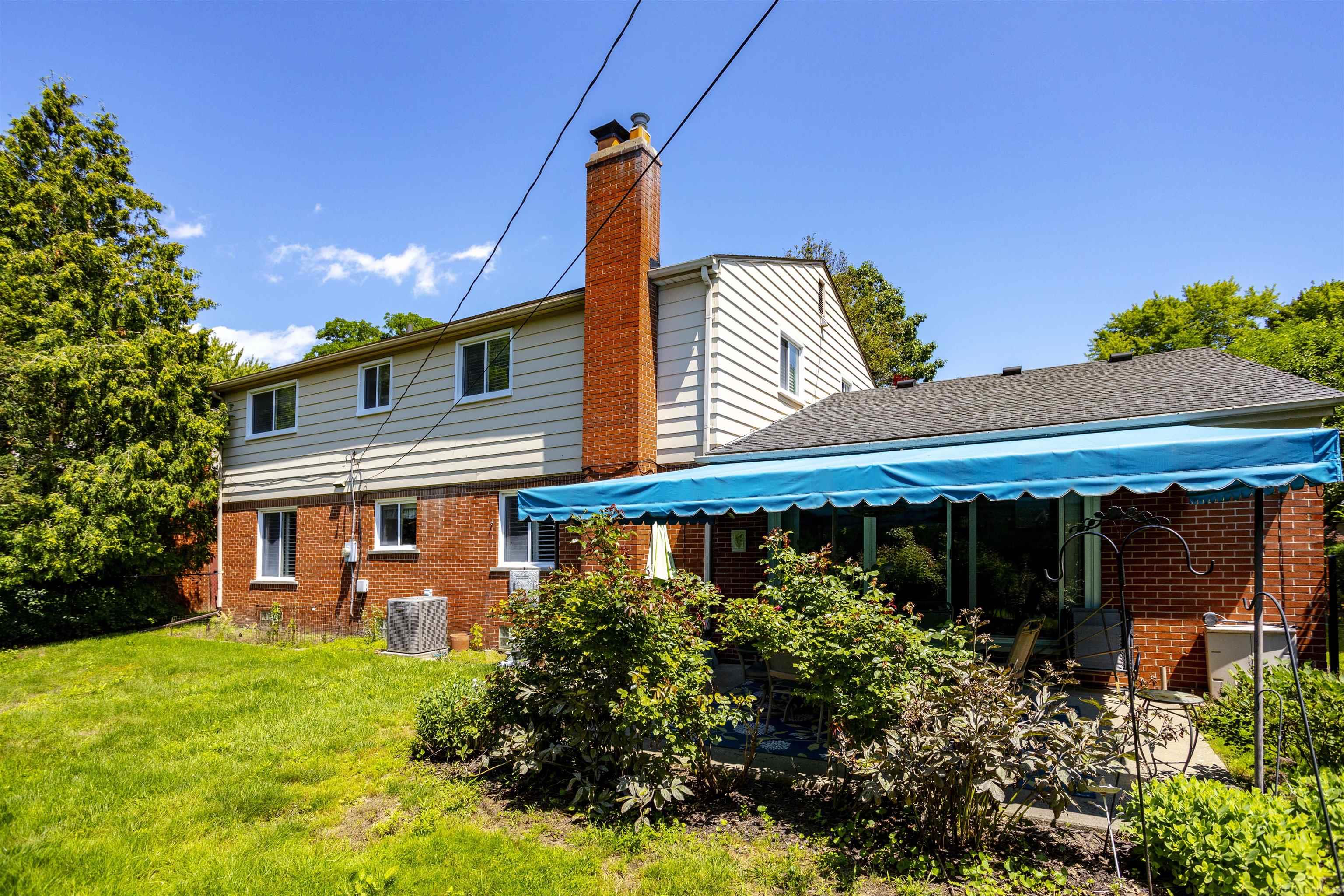 541 Cook Grosse Pointe, MI 48236 - Photo 41 of 53 50114699-40.JPG