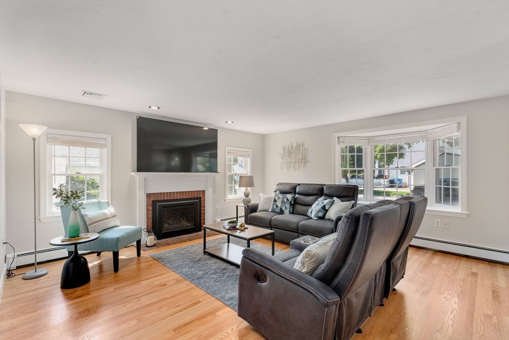 279 Channing Road Belmont, MA 02478 - Photo 3 of 30 Gallery Image 3