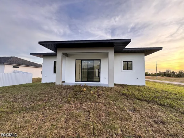 $2,300 | 4505 Northwest 34th Street, Cape Coral, FL 33993