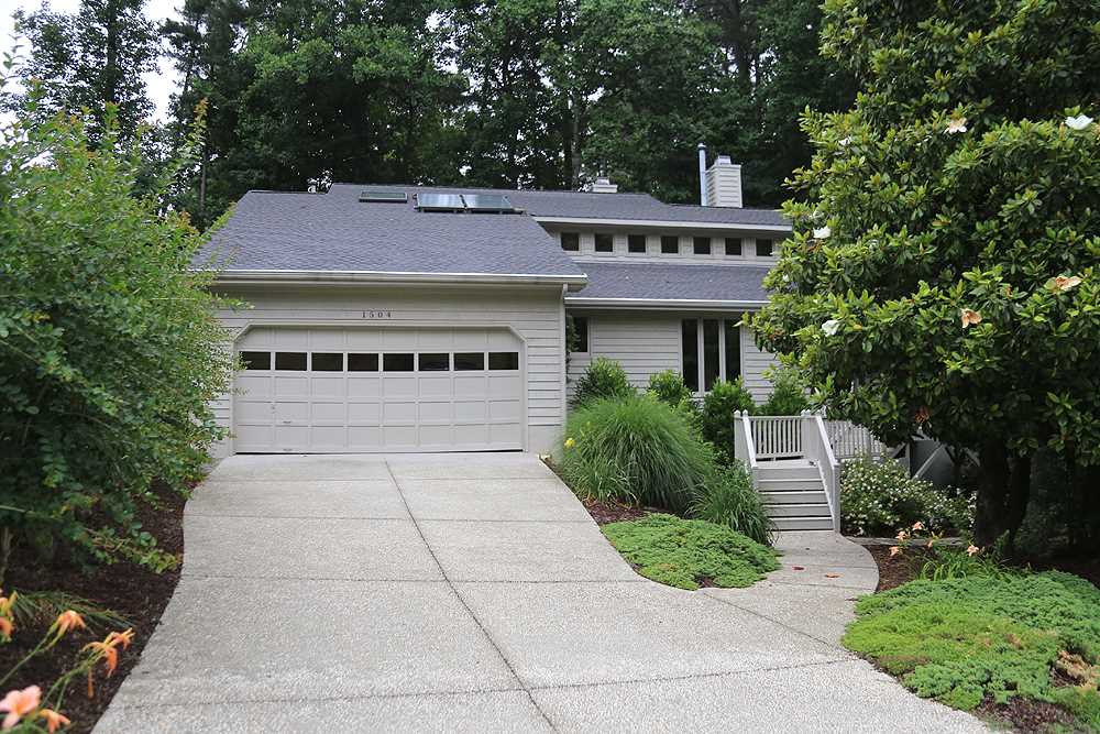1504 Pecore Place Raleigh, NC 27615 - Photo 2 of 25 Exterior Front