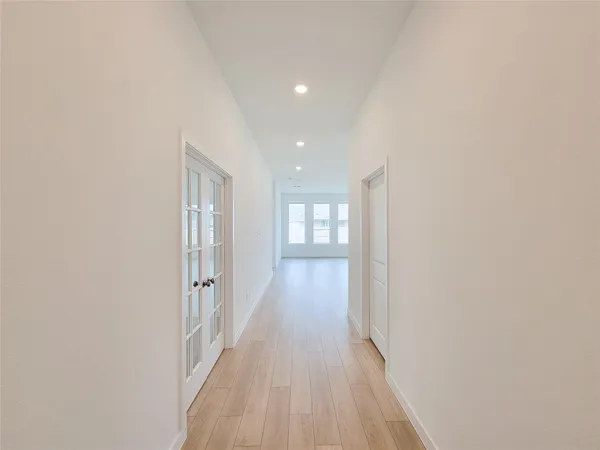 $2,795 | 17850 Aile Pierre Pass, Conroe, TX 77302