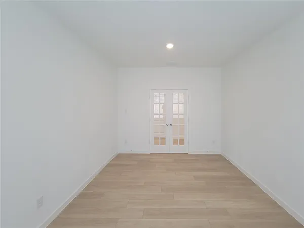 $2,795 | 17850 Aile Pierre Pass, Conroe, TX 77302