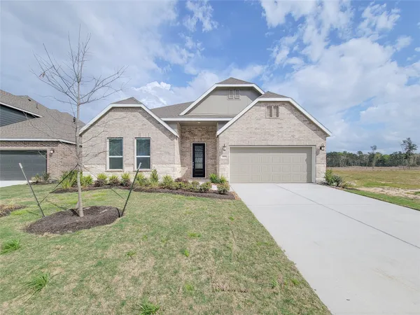 $2,795 | 17850 Aile Pierre Pass, Conroe, TX 77302