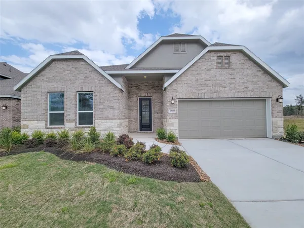 $2,795 | 17850 Aile Pierre Pass, Conroe, TX 77302