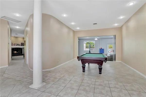 $1,000,000 | 2024 Imperial Circle, Naples, FL 34110