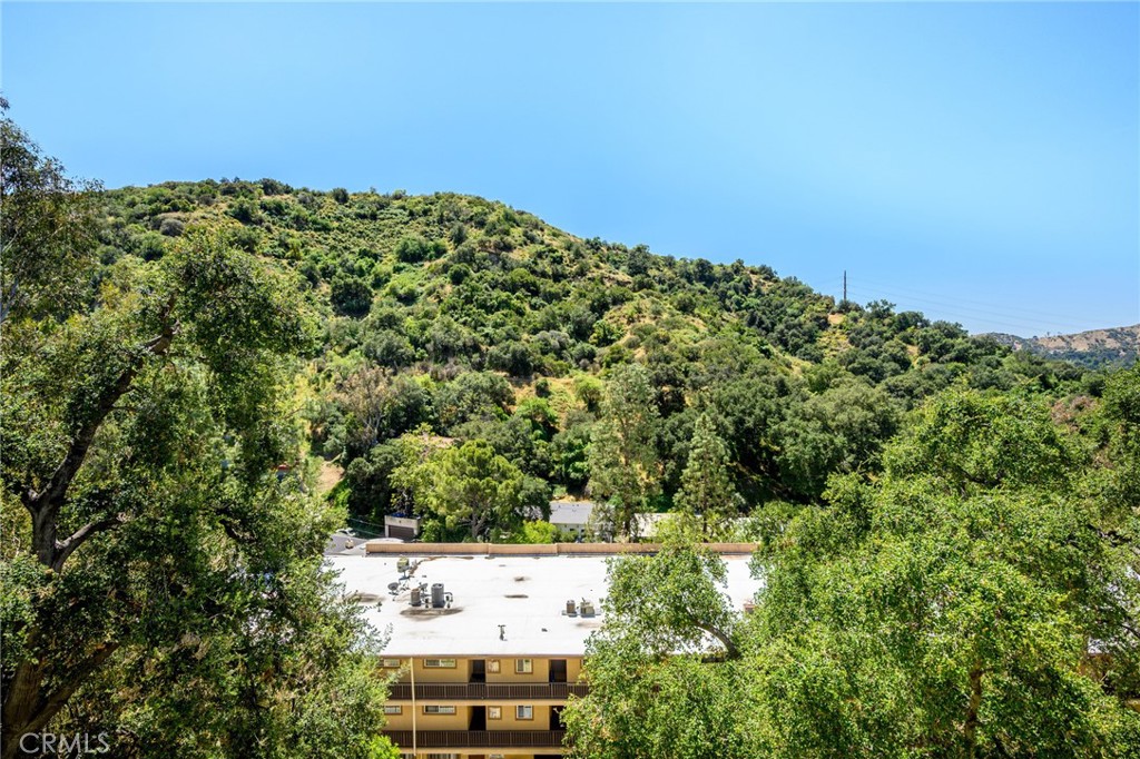 1935 Alpha Road, Unit 214 Glendale, CA 91208 - Photo 19 of 29