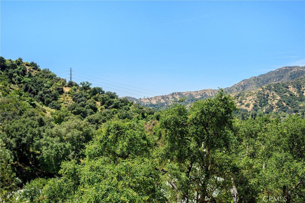 1935 Alpha Road, Unit 214 Glendale, CA 91208 - Photo 20 of 29