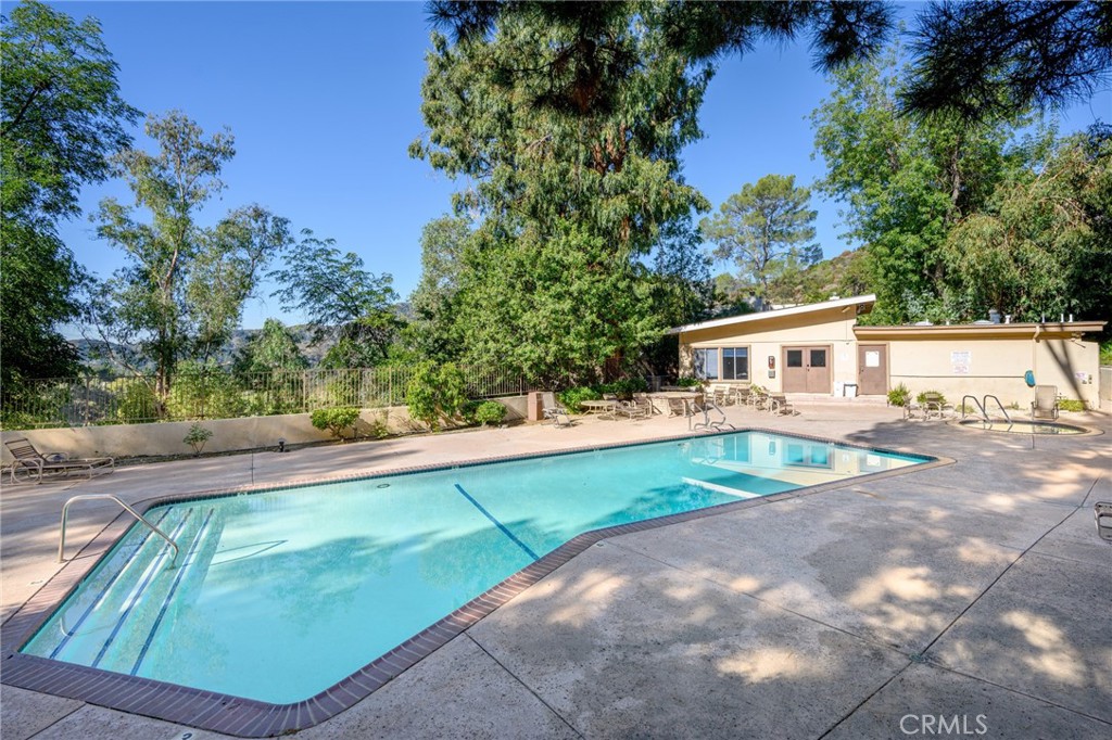 1935 Alpha Road, Unit 214 Glendale, CA 91208 - Photo 22 of 29