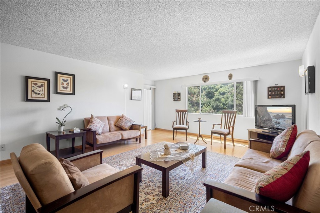 1935 Alpha Road, Unit 214 Glendale, CA 91208 - Photo 5 of 29