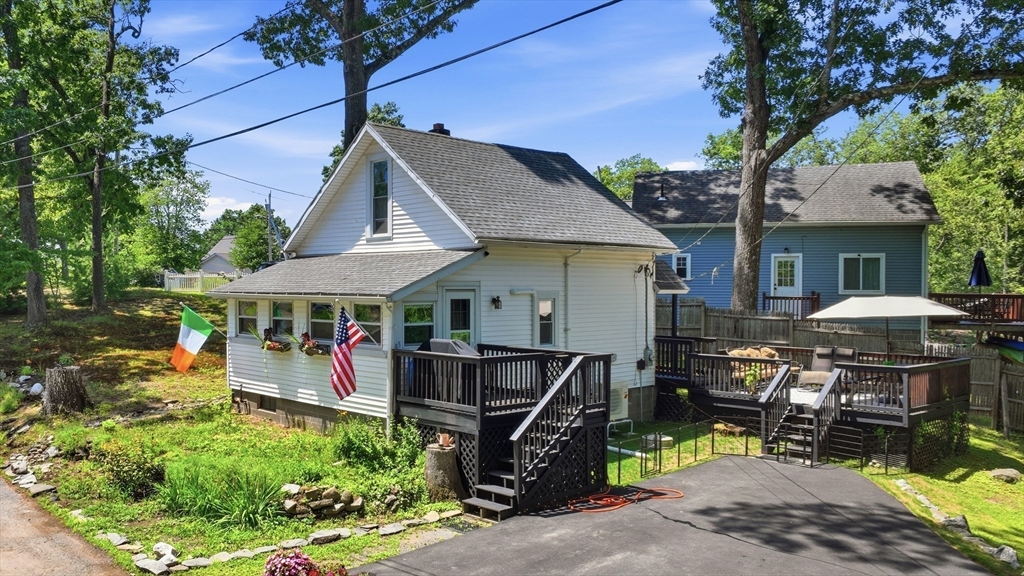 85 Otter Point Road Westfield, MA 01085 - Photo 2 of 40